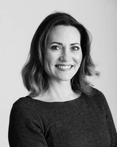 Dr Ros Drake